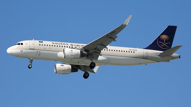 HZ-AS54:Airbus A320-200:Saudia